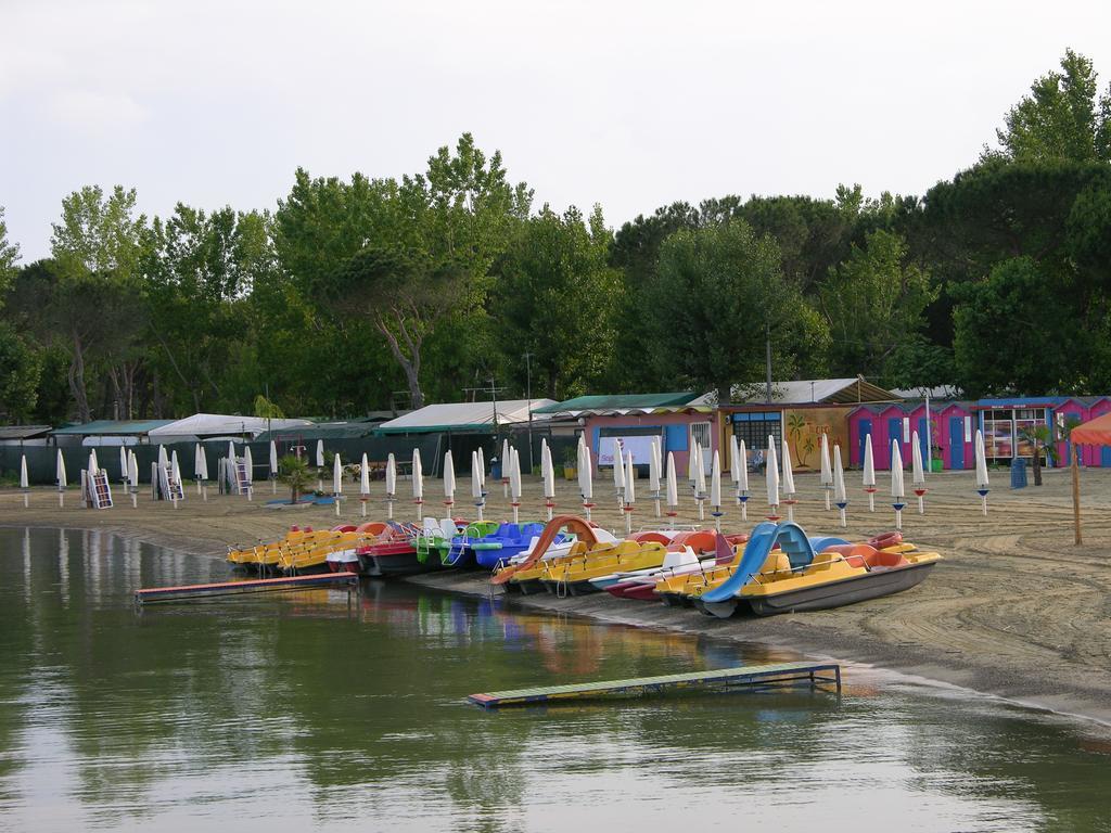 Appartamento Vacanze Magnolia E Glicine Tuoro sul Trasimeno Exteriör bild