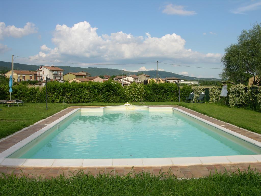 Appartamento Vacanze Magnolia E Glicine Tuoro sul Trasimeno Exteriör bild
