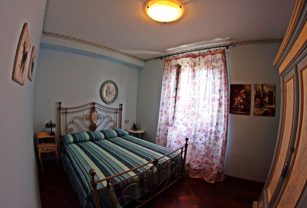 Appartamento Vacanze Magnolia E Glicine Tuoro sul Trasimeno Exteriör bild
