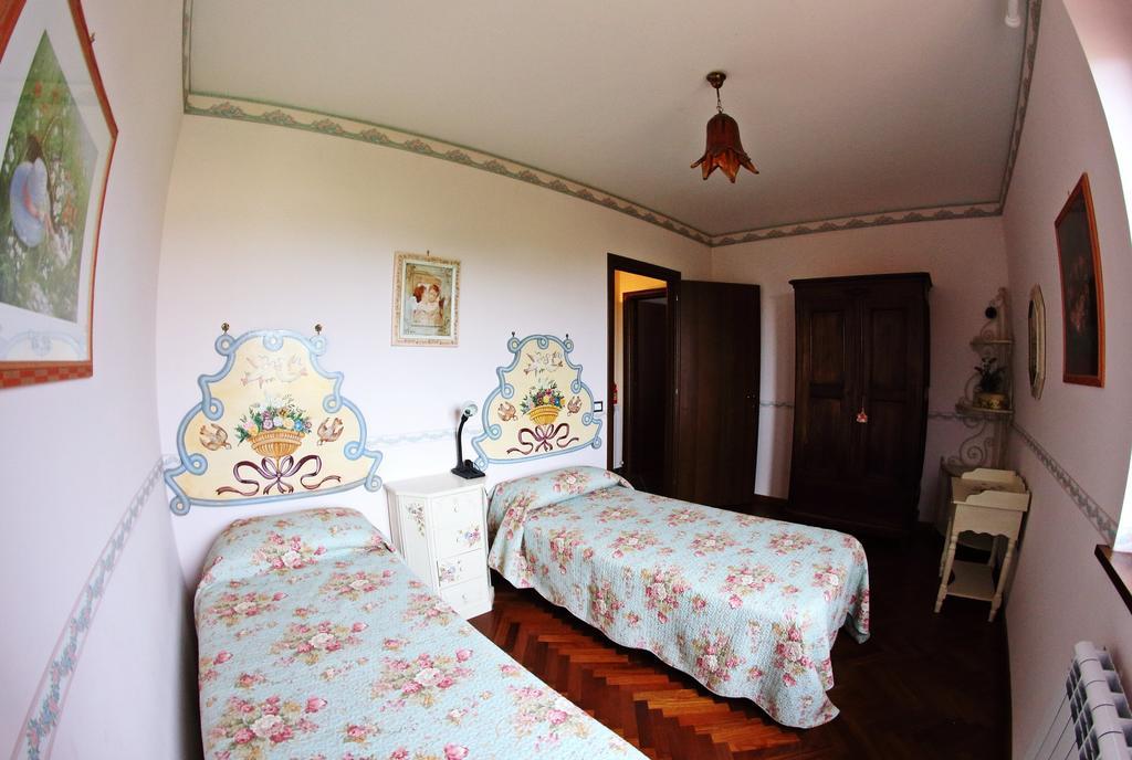 Appartamento Vacanze Magnolia E Glicine Tuoro sul Trasimeno Exteriör bild