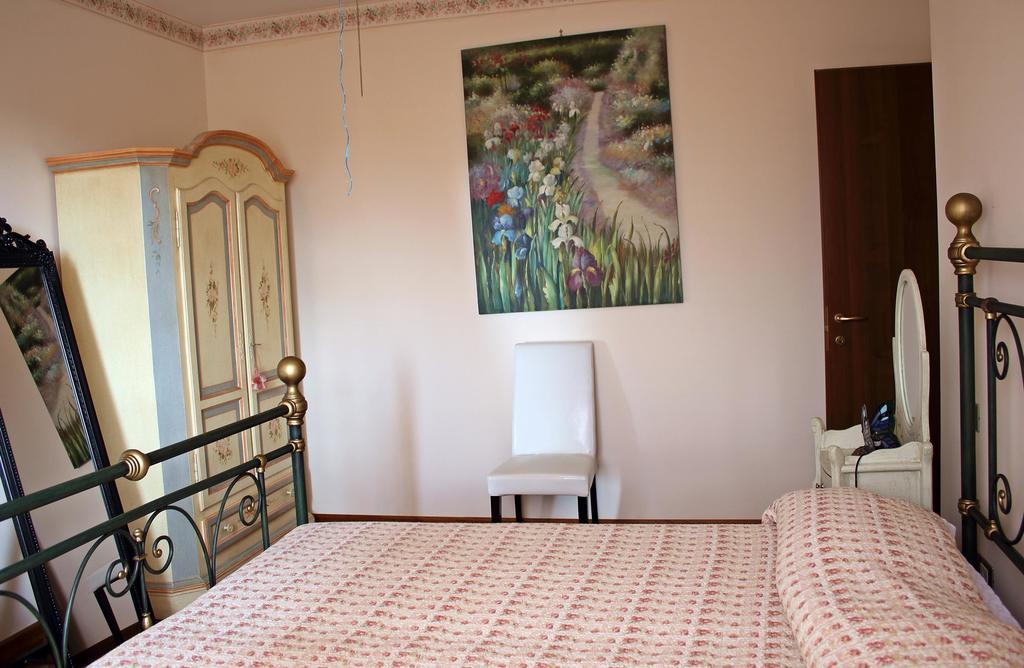Appartamento Vacanze Magnolia E Glicine Tuoro sul Trasimeno Exteriör bild