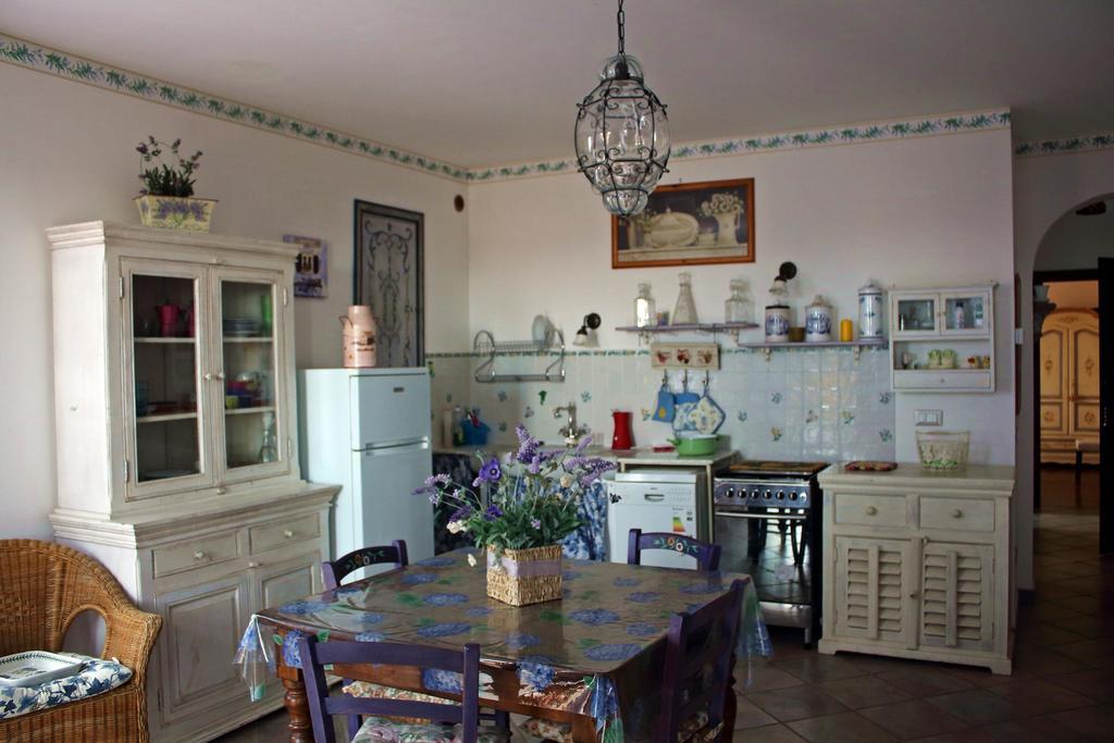 Appartamento Vacanze Magnolia E Glicine Tuoro sul Trasimeno Exteriör bild