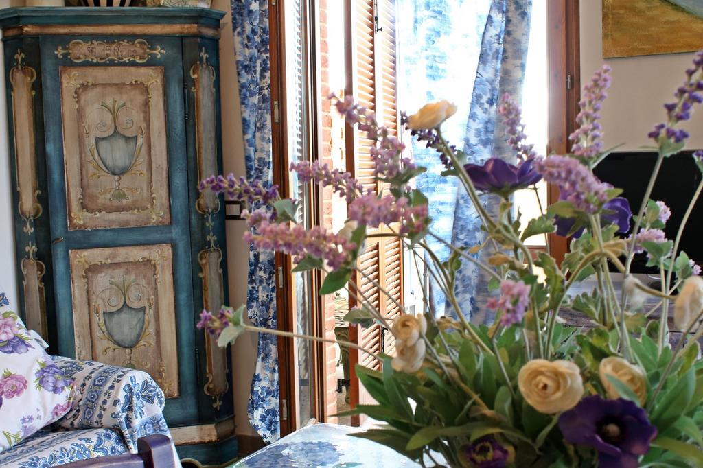 Appartamento Vacanze Magnolia E Glicine Tuoro sul Trasimeno Exteriör bild